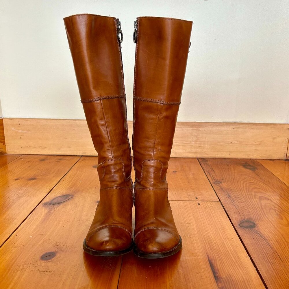 Fine Italian Leather Boots with Buckles, Zippers